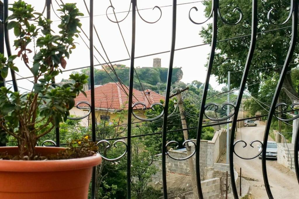 Kasmi Home Krujë Eksteriør bilde
